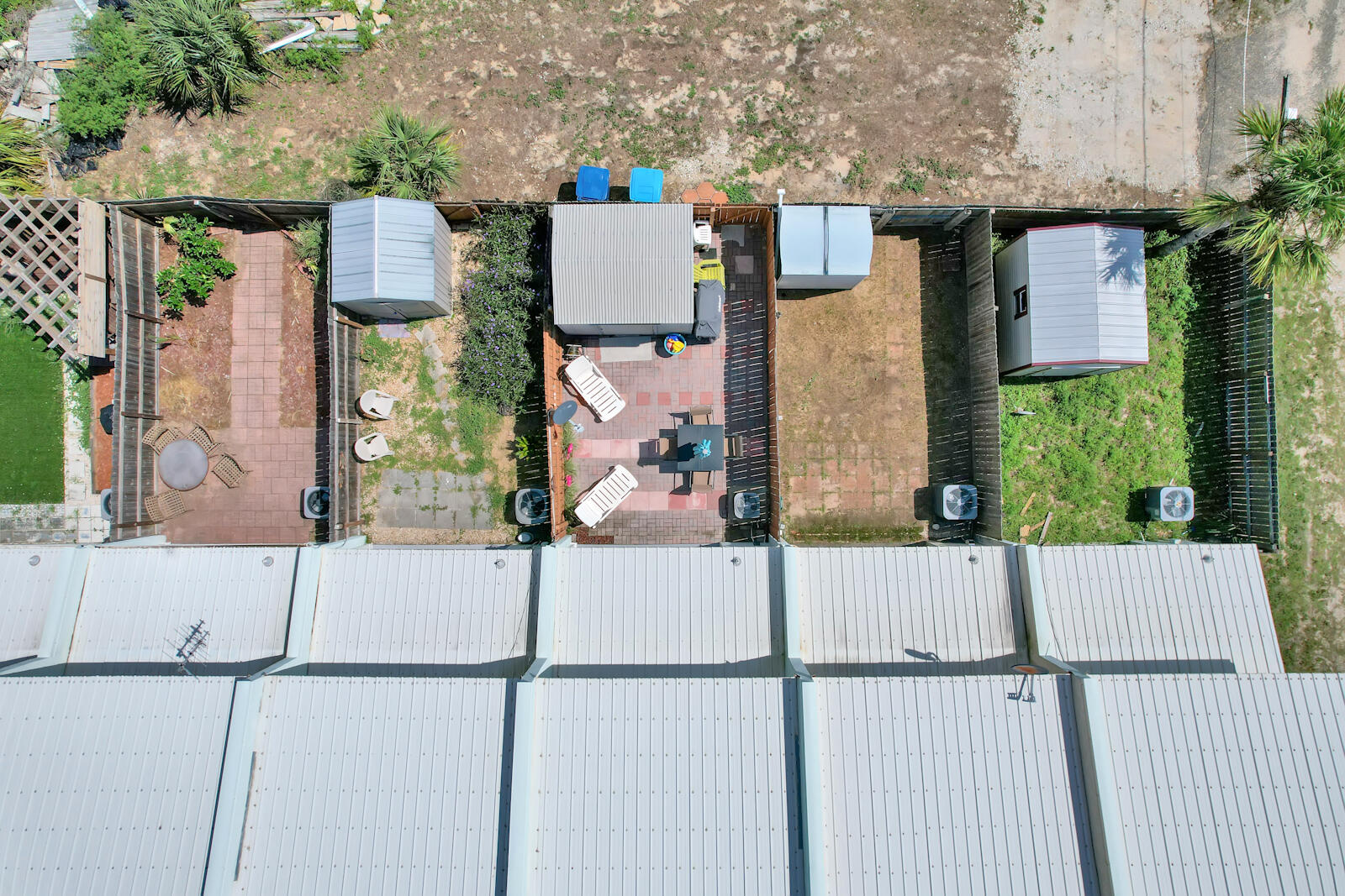 RIVIERA BEACH - Residential