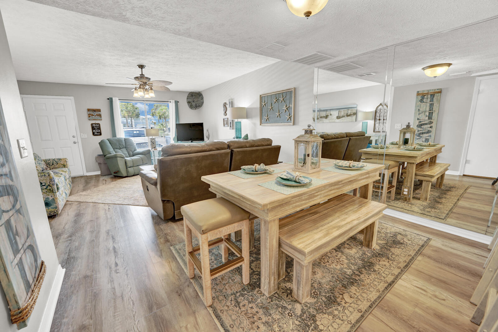 RIVIERA BEACH - Residential