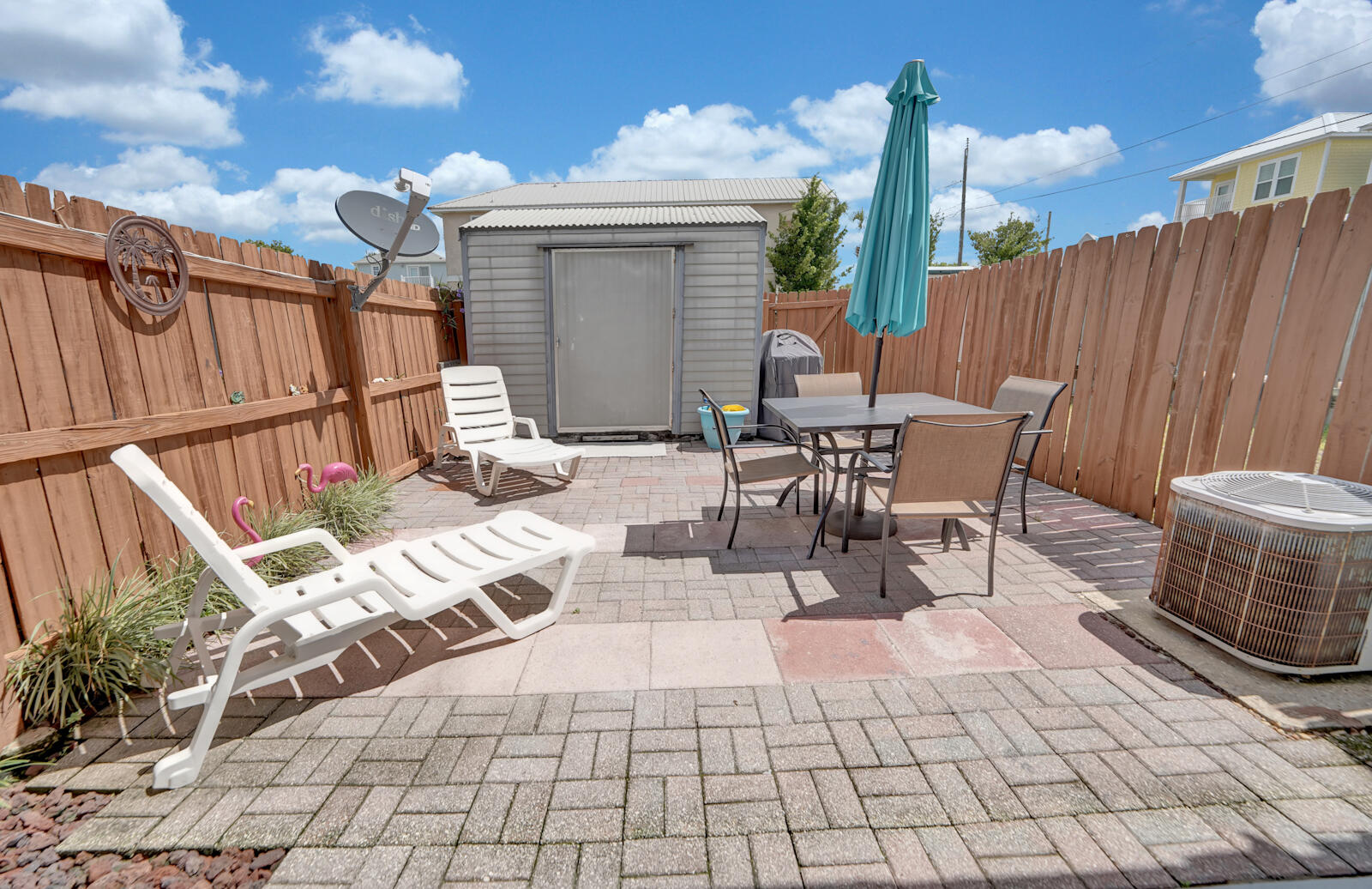 RIVIERA BEACH - Residential