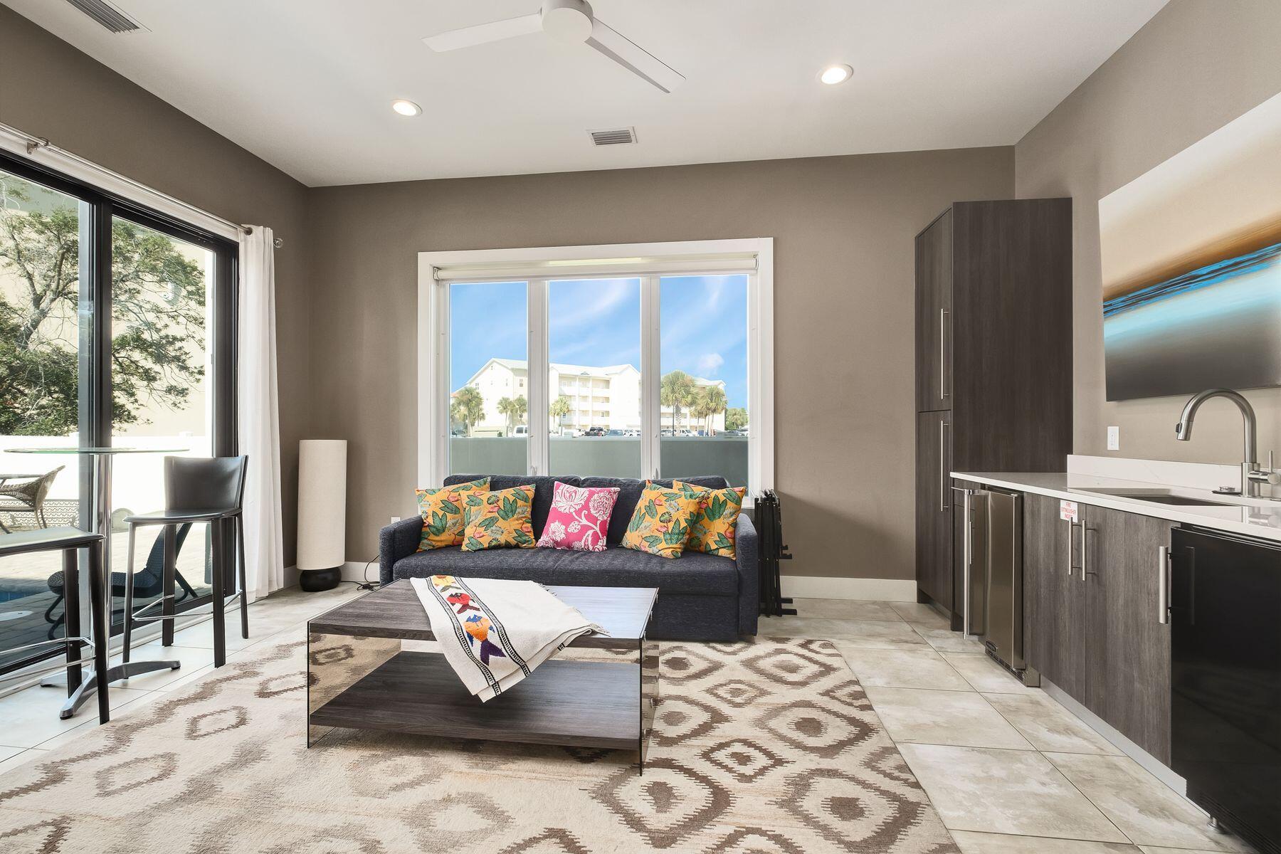 AVALON BEACH ESTATES - Residential