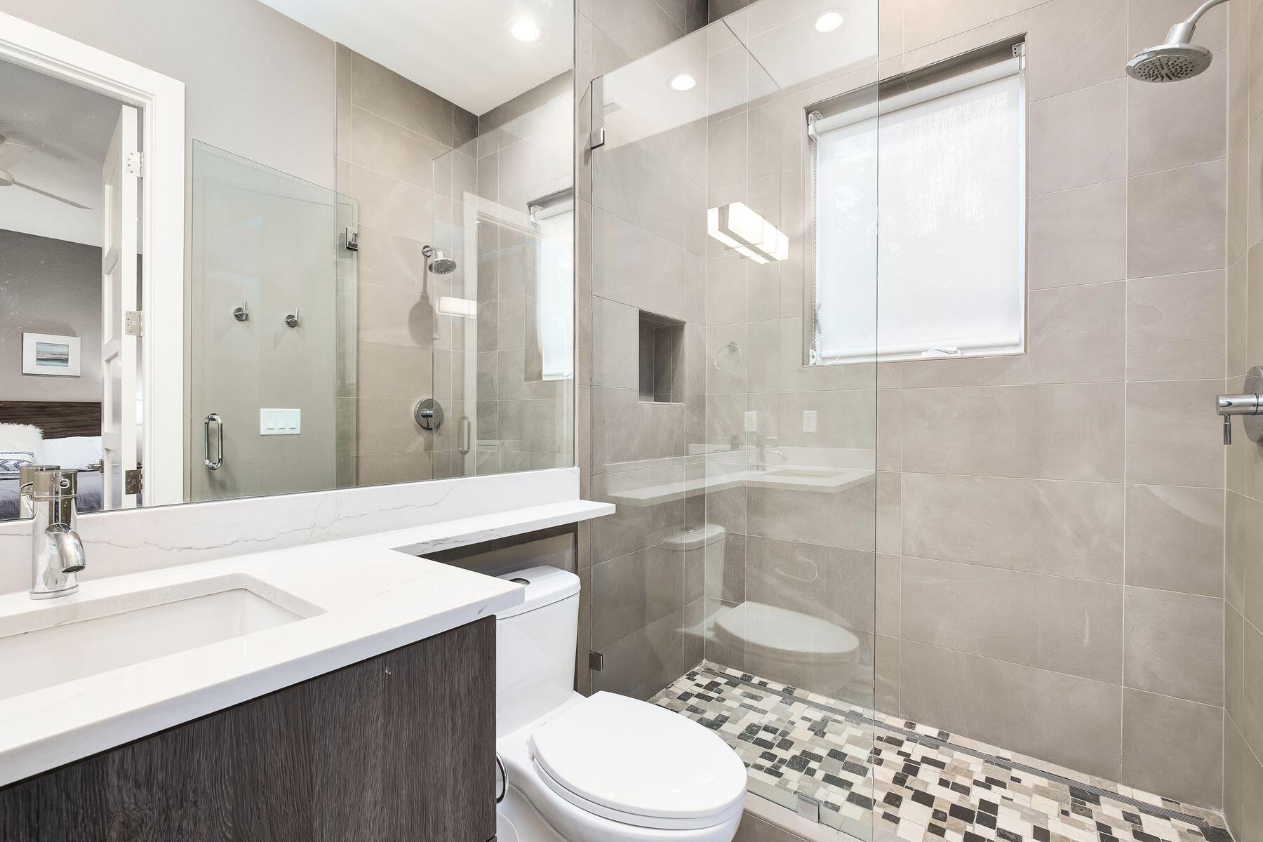 AVALON BEACH ESTATES - Residential