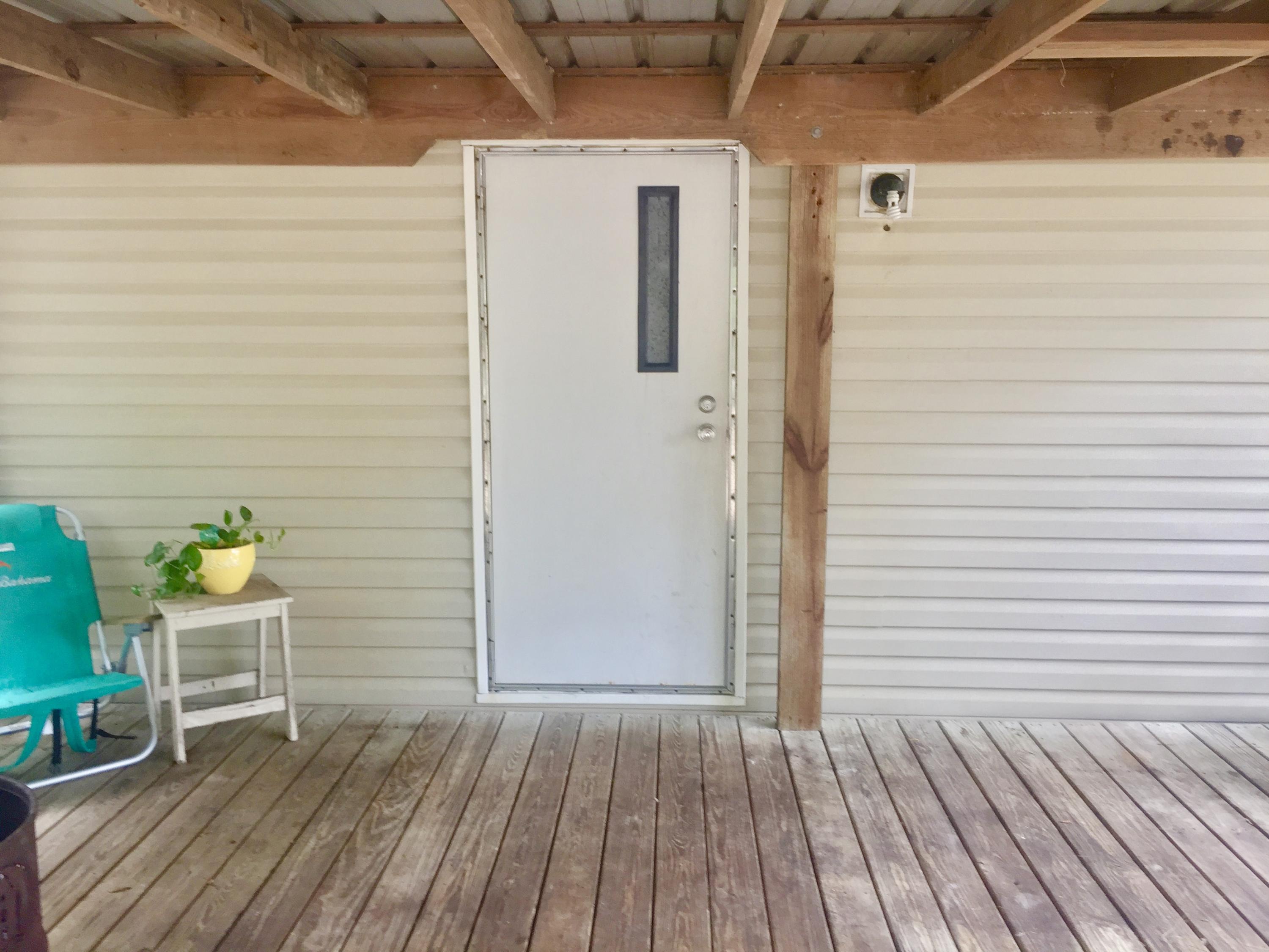 NO RECORDED SUBDIVISION - Residential