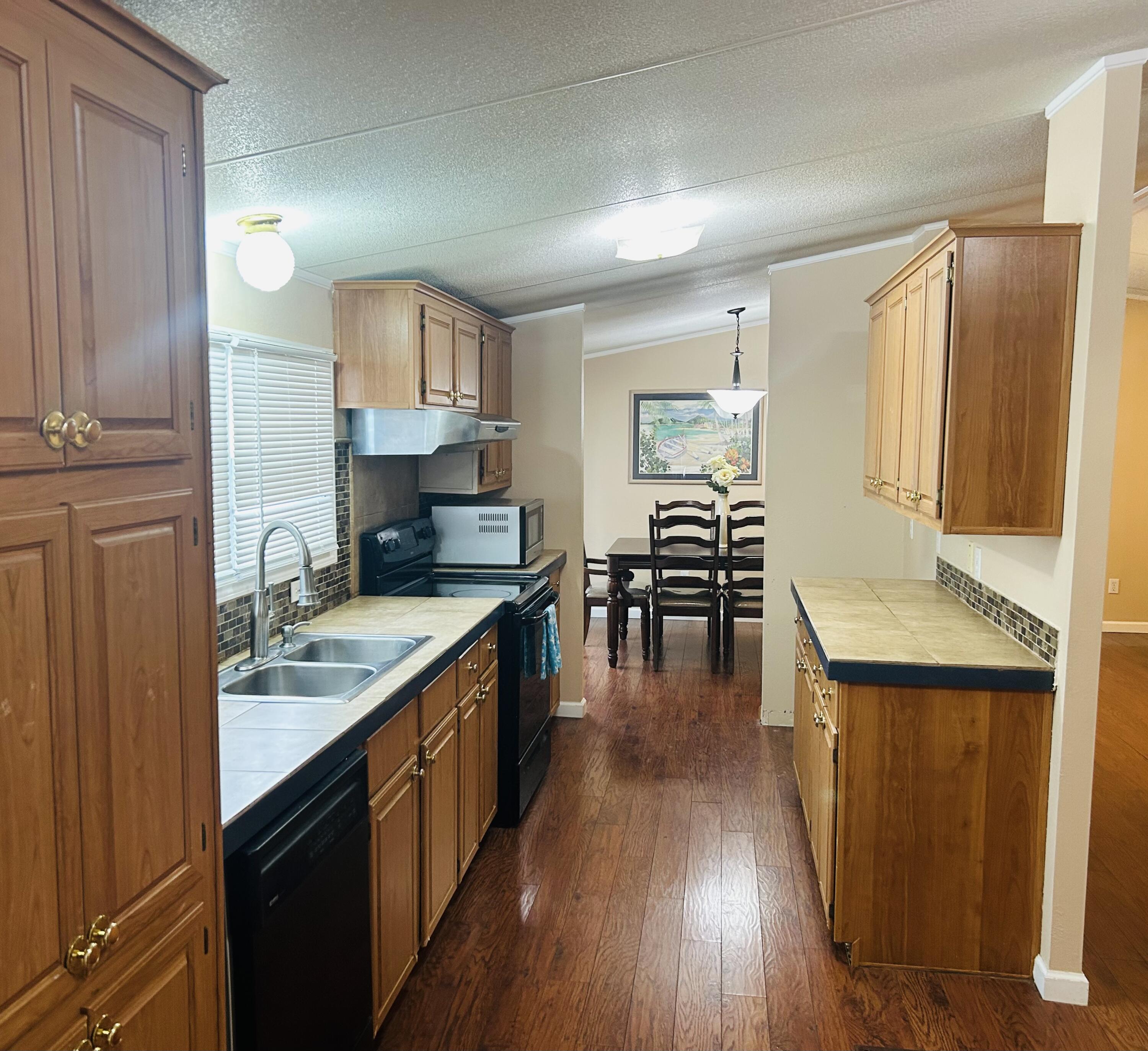 Destin East Mobile Home Park - Residential