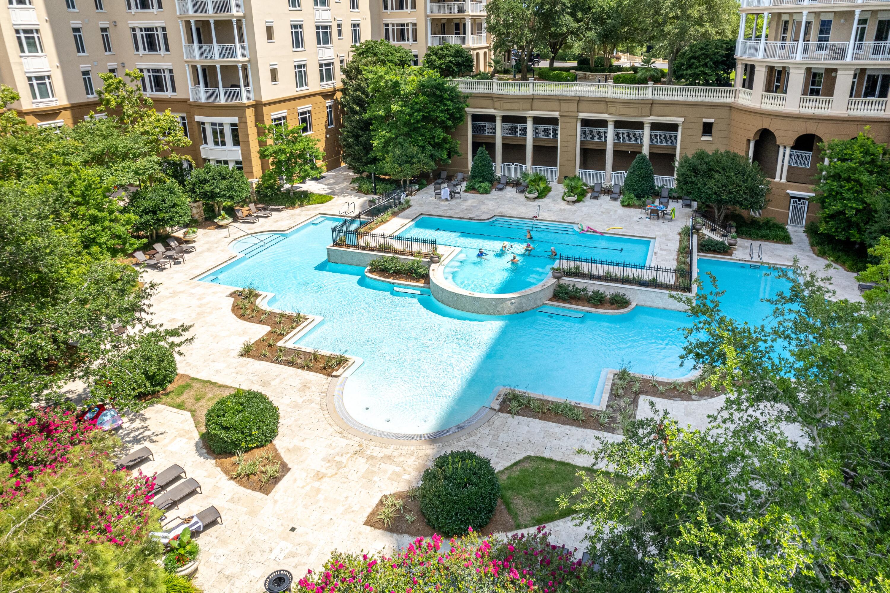 ONE WATER PLACE AT KELLY PLANTATION - Residential