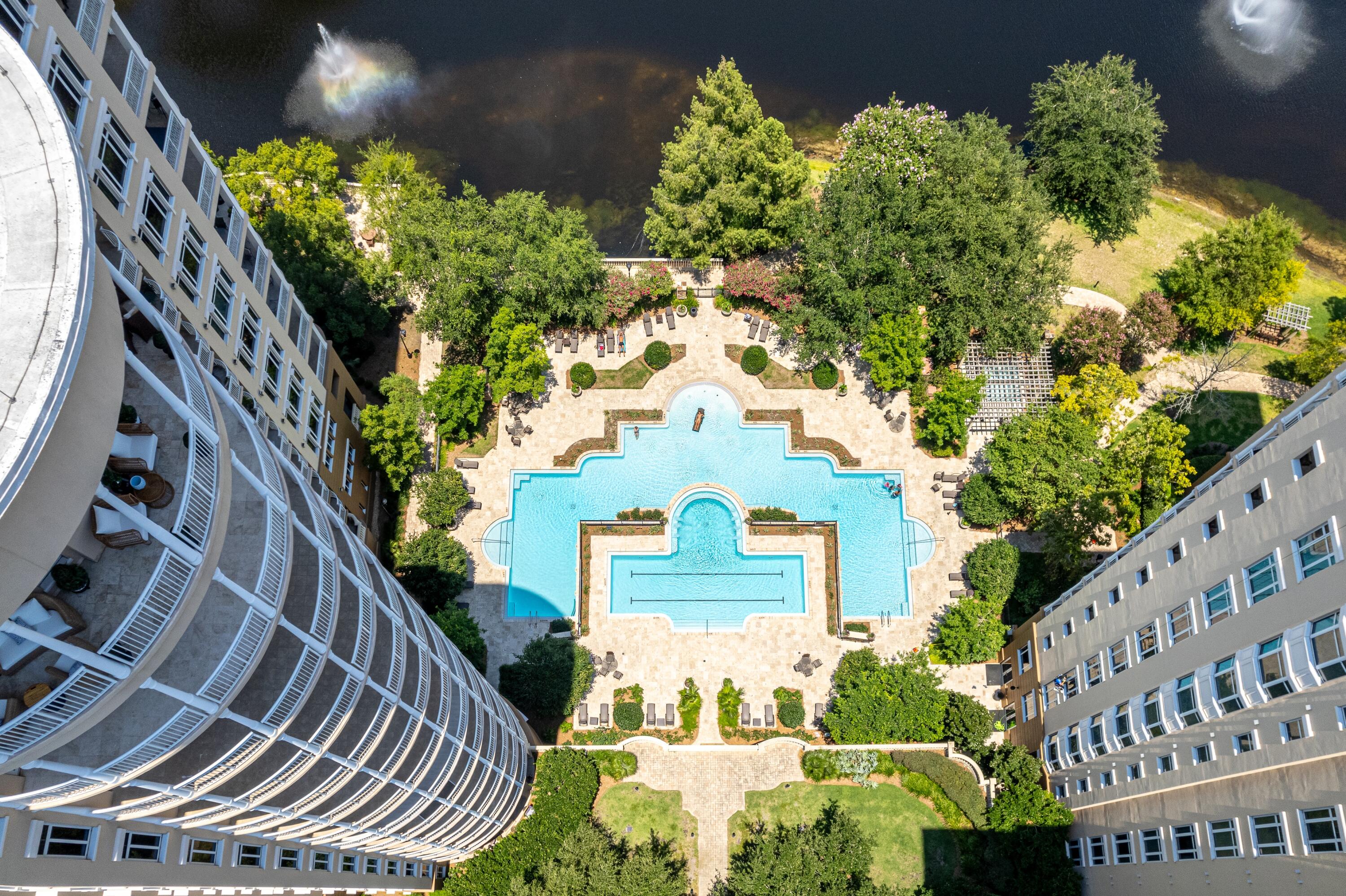 ONE WATER PLACE AT KELLY PLANTATION - Residential