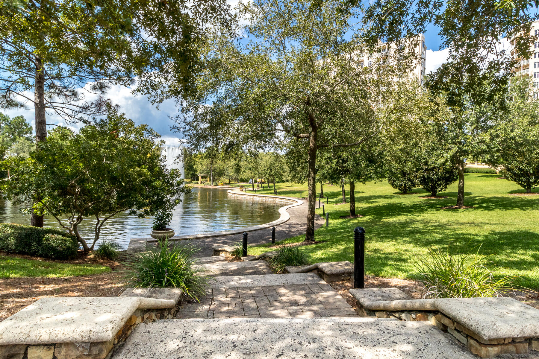 ONE WATER PLACE AT KELLY PLANTATION - Residential