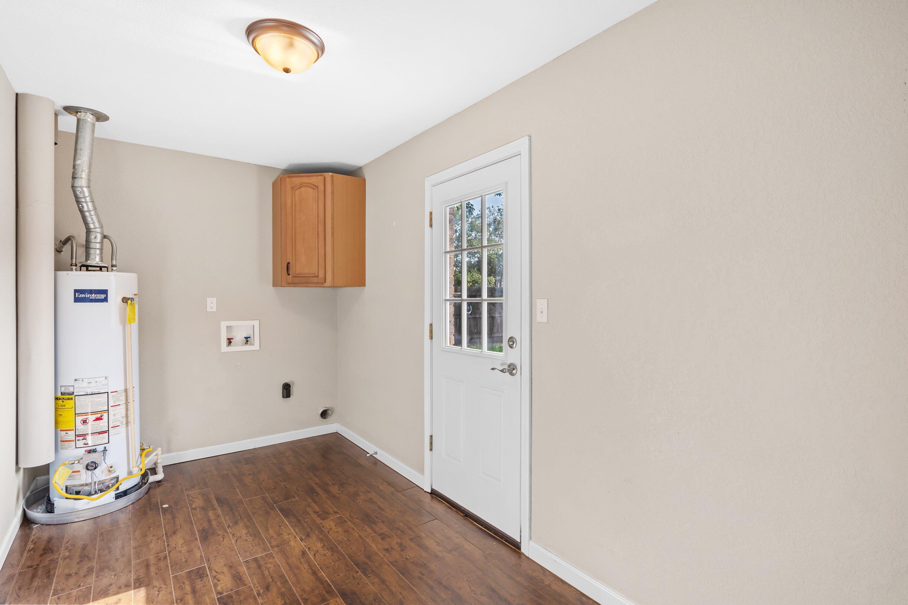 PINEDALE - Residential