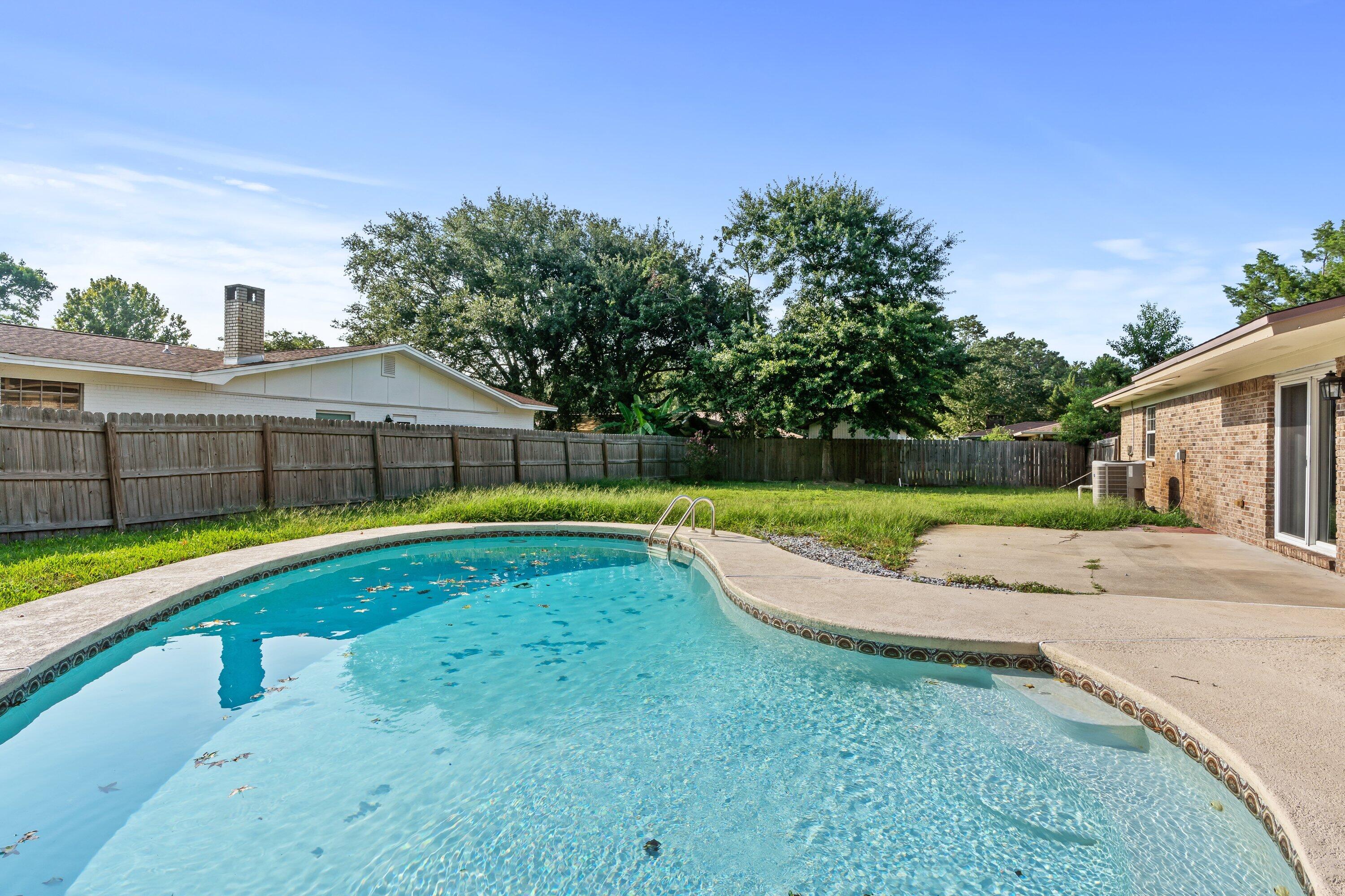 PINEDALE - Residential