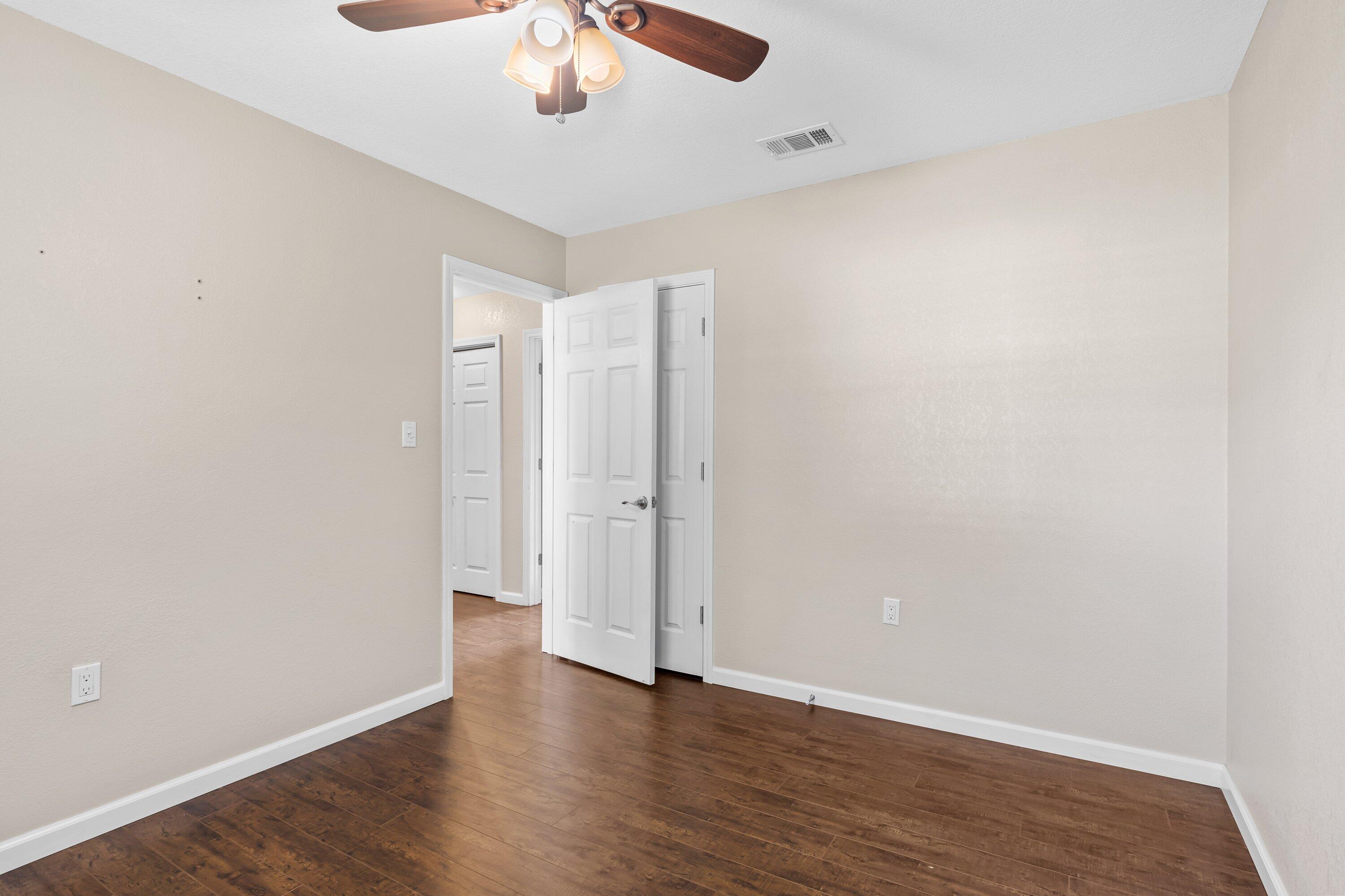 PINEDALE - Residential