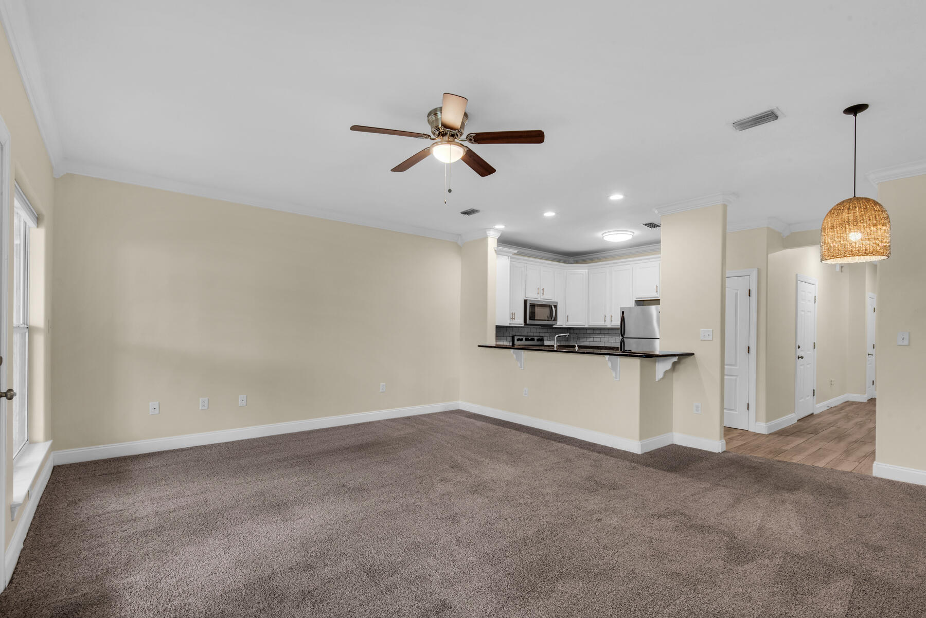 OLD BAY T/H - Residential Lease