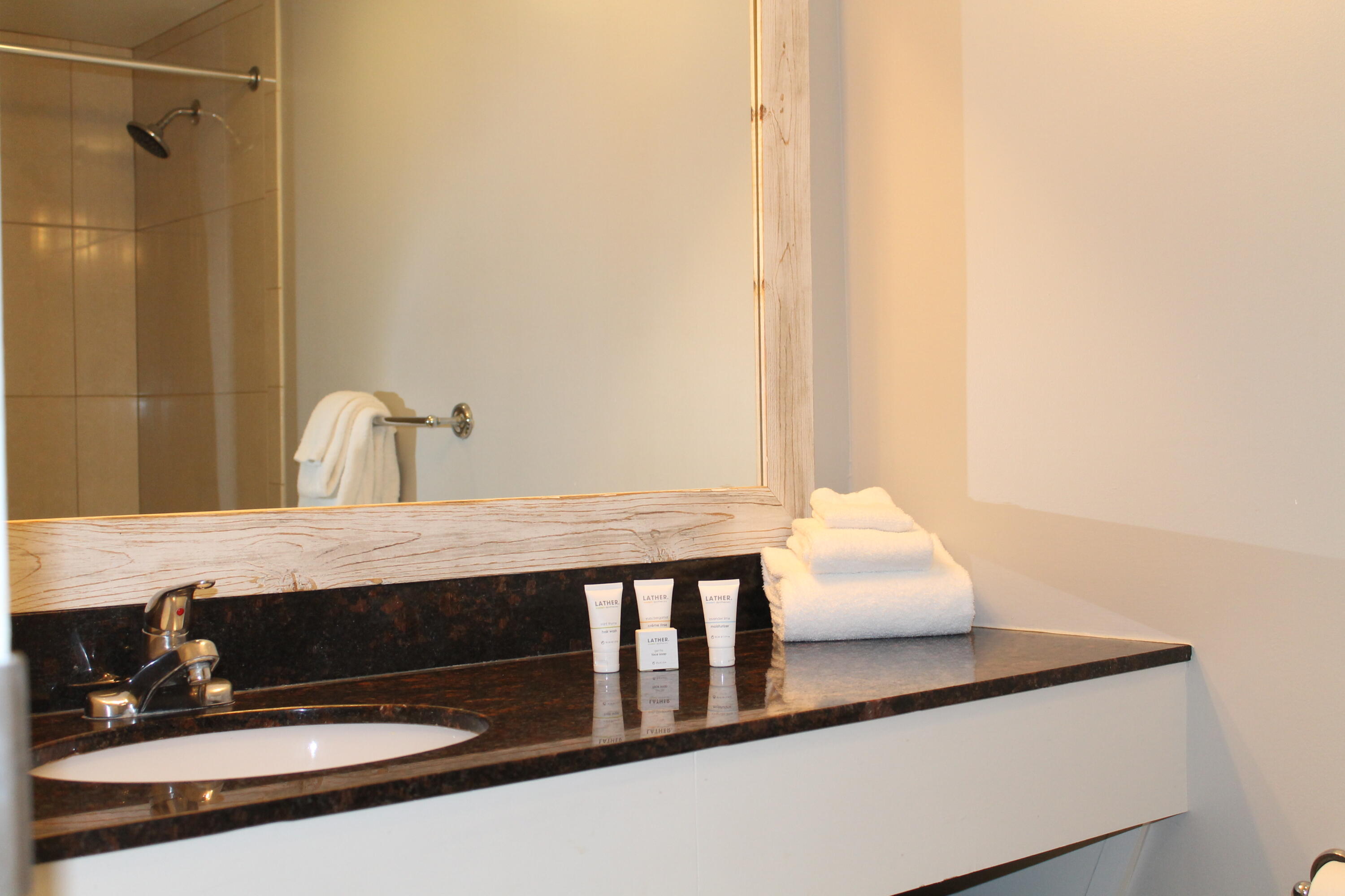 BAYSIDE CONDO SANDESTIN - Residential