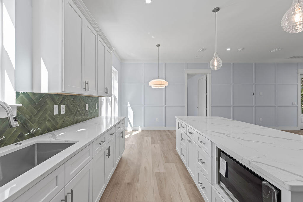 HIDDEN GROVE - Residential