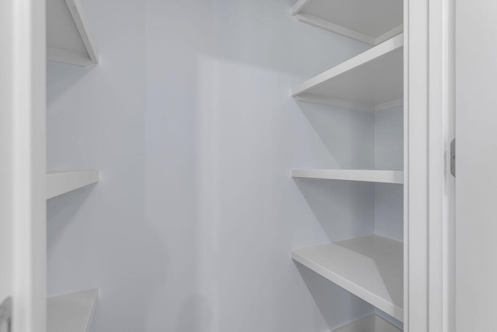 HIDDEN GROVE - Residential