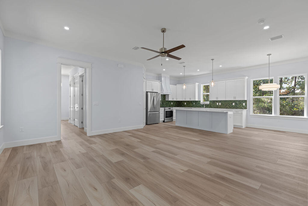 HIDDEN GROVE - Residential