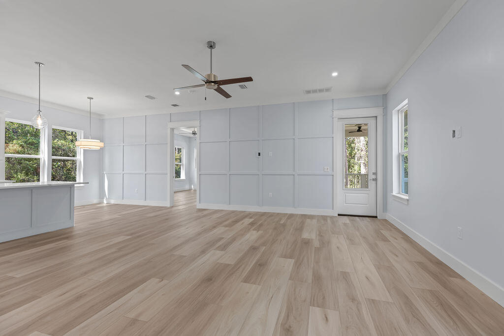 HIDDEN GROVE - Residential