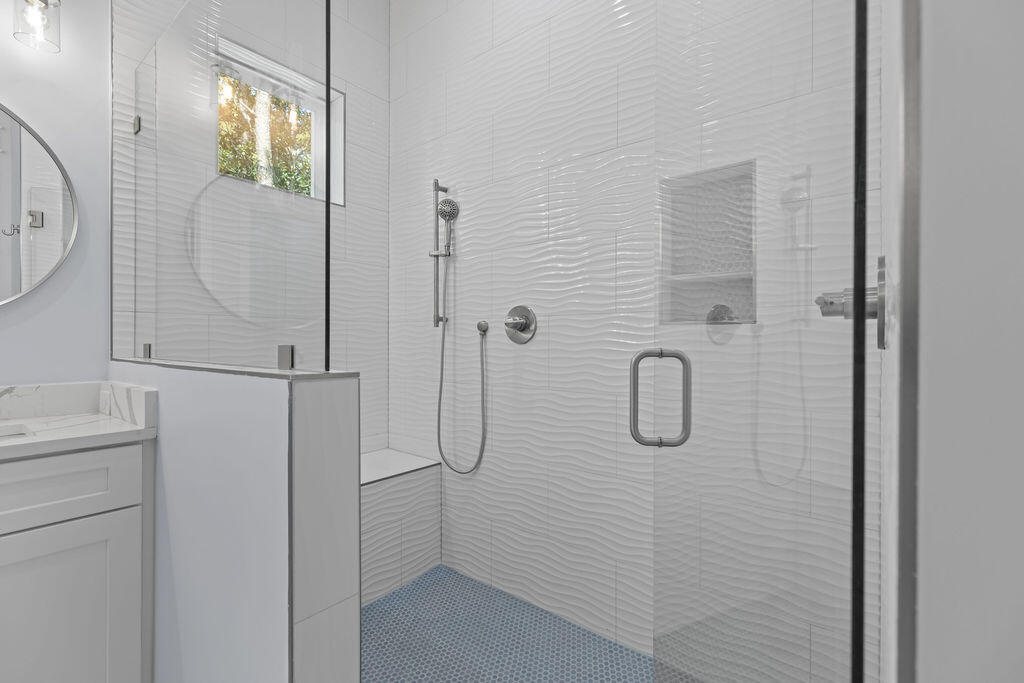 HIDDEN GROVE - Residential