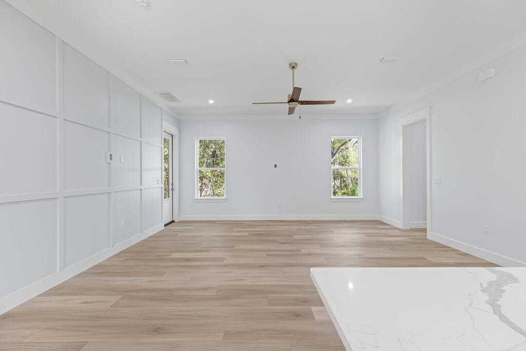 HIDDEN GROVE - Residential