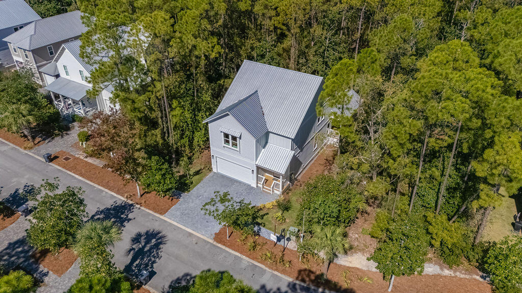 HIDDEN GROVE - Residential