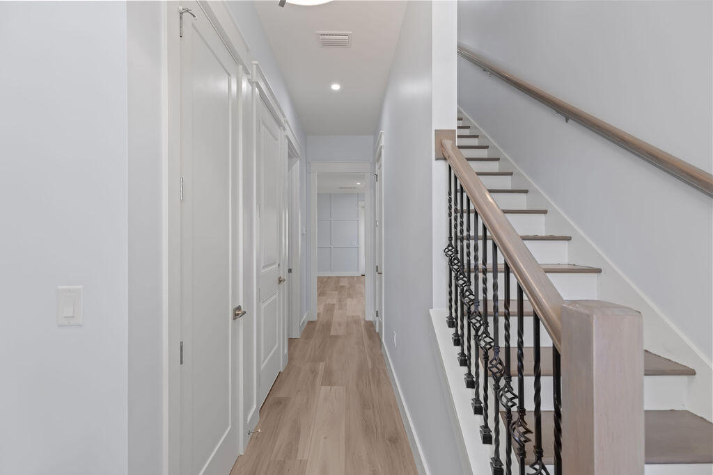 HIDDEN GROVE - Residential