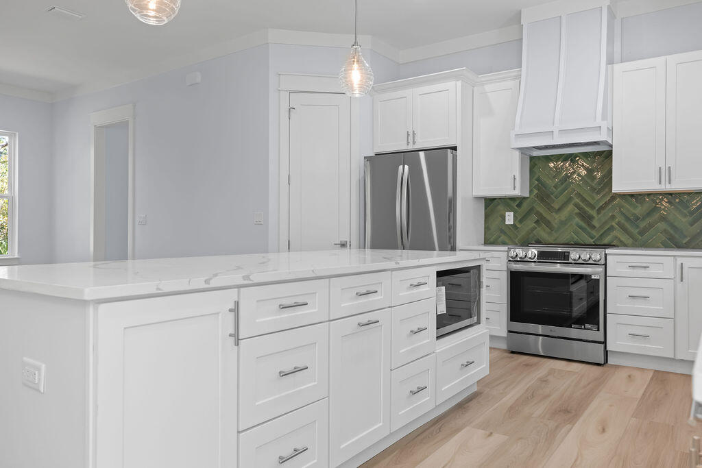 HIDDEN GROVE - Residential