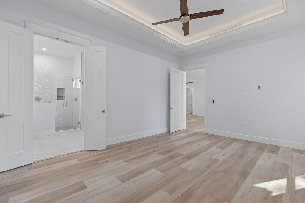 HIDDEN GROVE - Residential