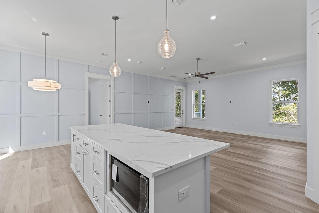 HIDDEN GROVE - Residential