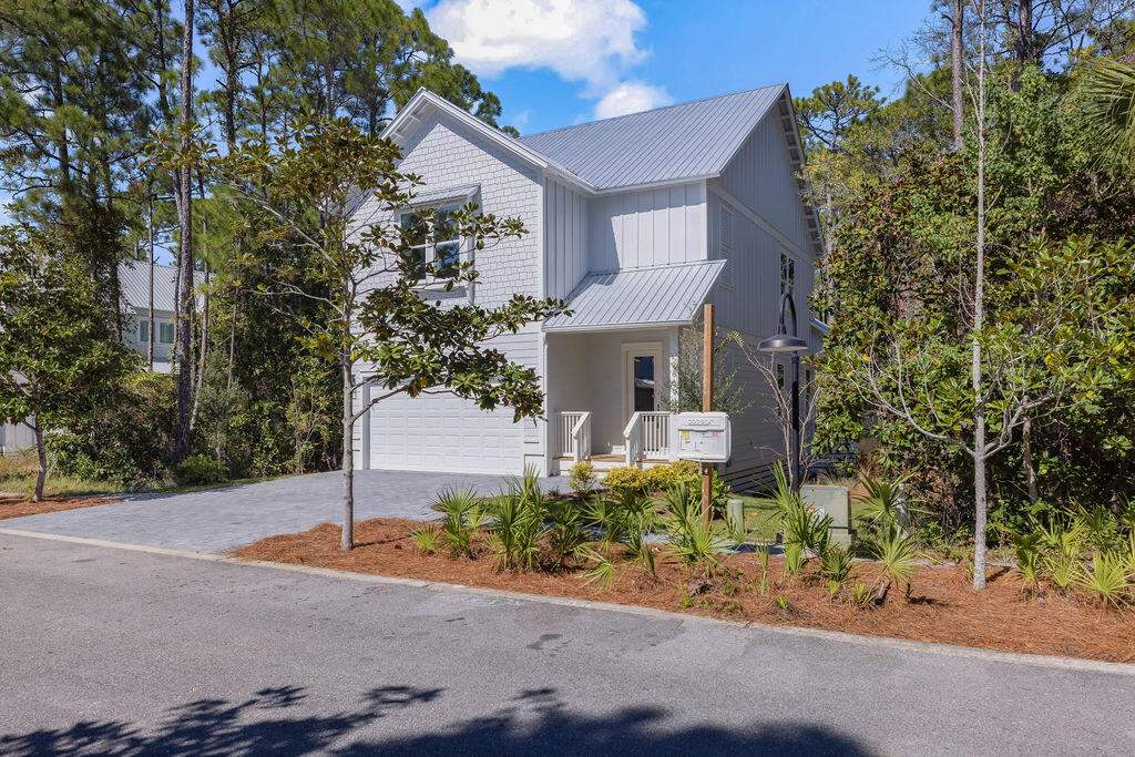 HIDDEN GROVE - Residential