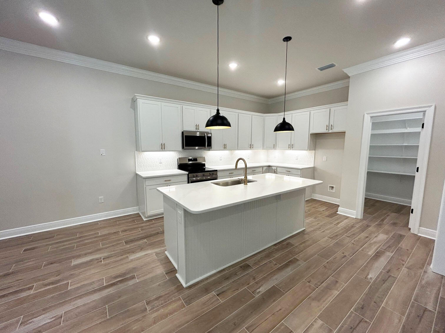 HAMMOCK BAY - SYMPHONY - Residential
