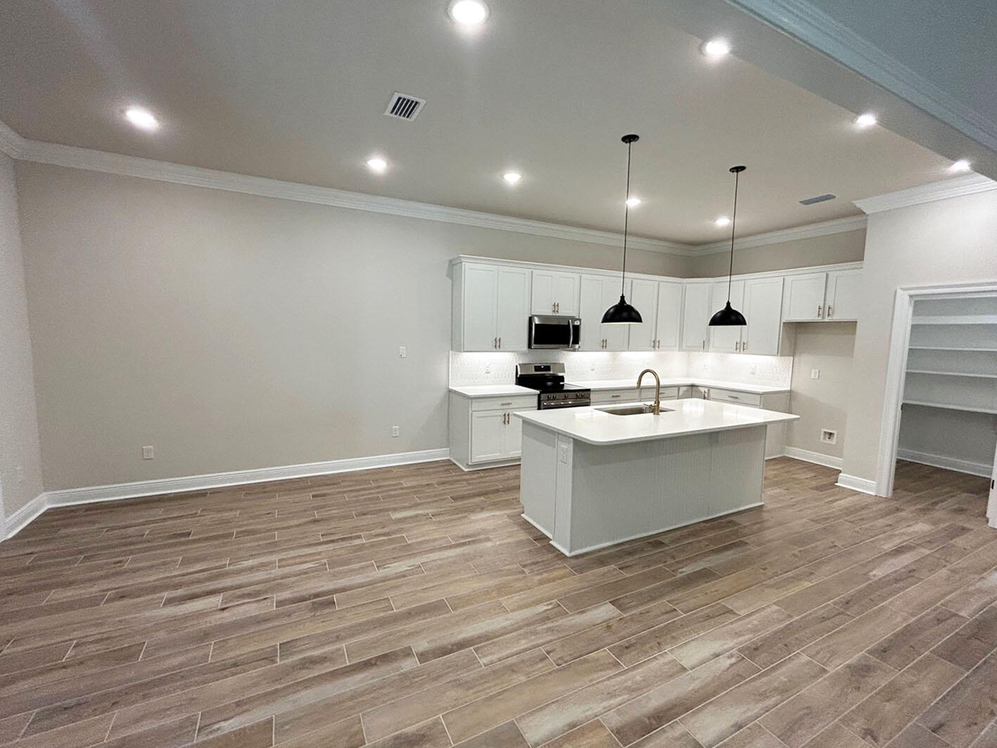 HAMMOCK BAY - SYMPHONY - Residential