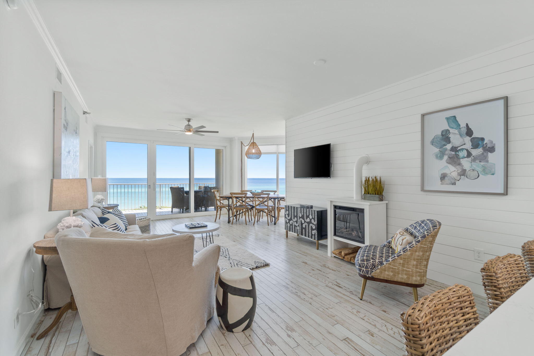 TRANQUILLITY ON THE BEACH - Residential