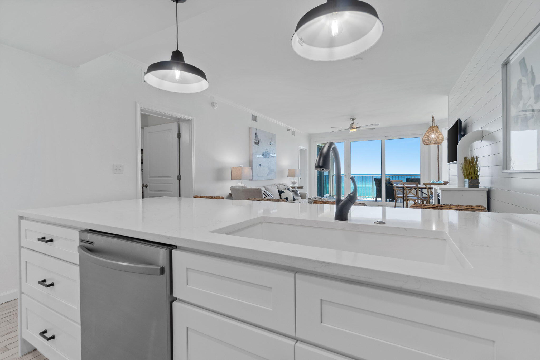TRANQUILLITY ON THE BEACH - Residential