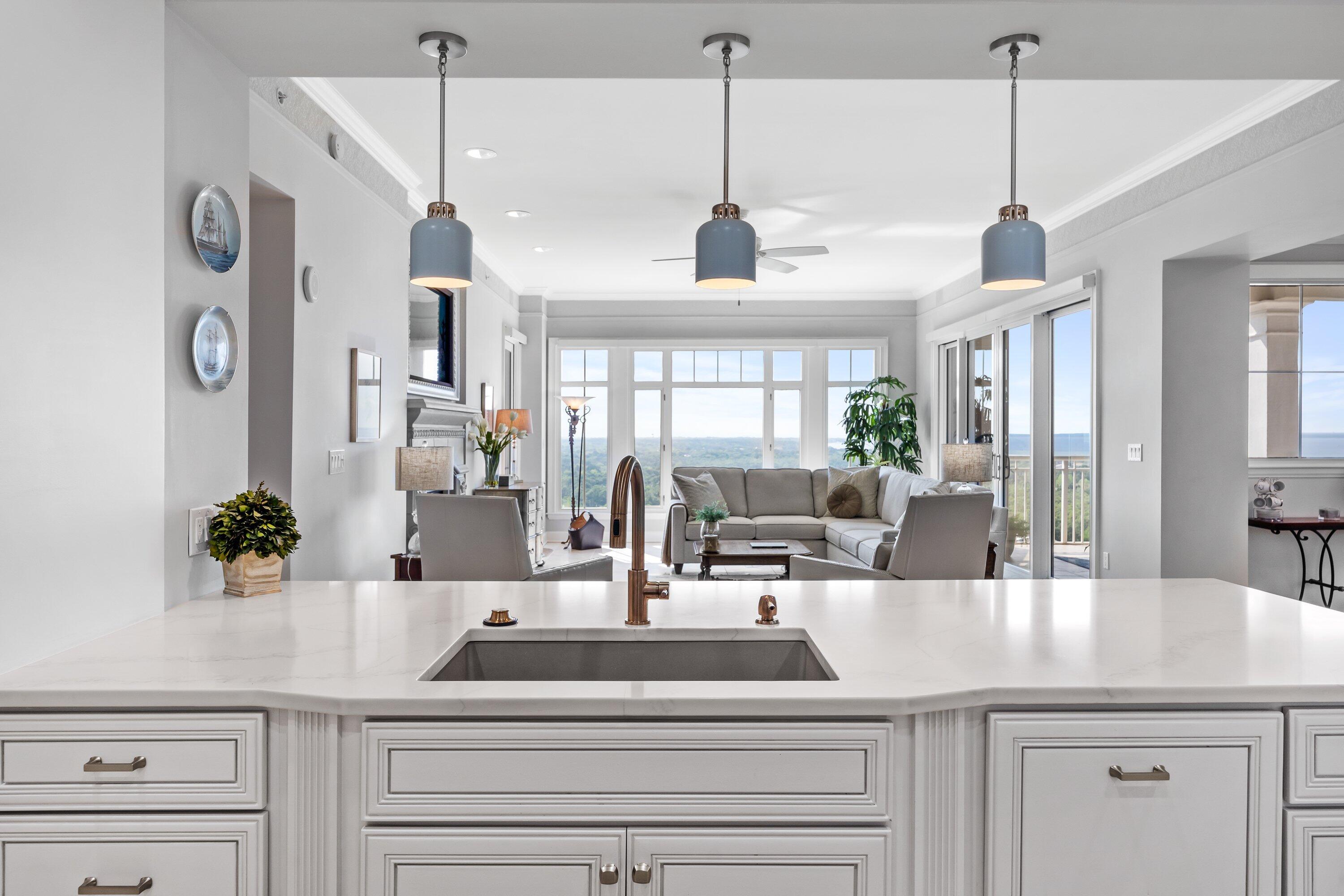ONE WATER PLACE - Residential
