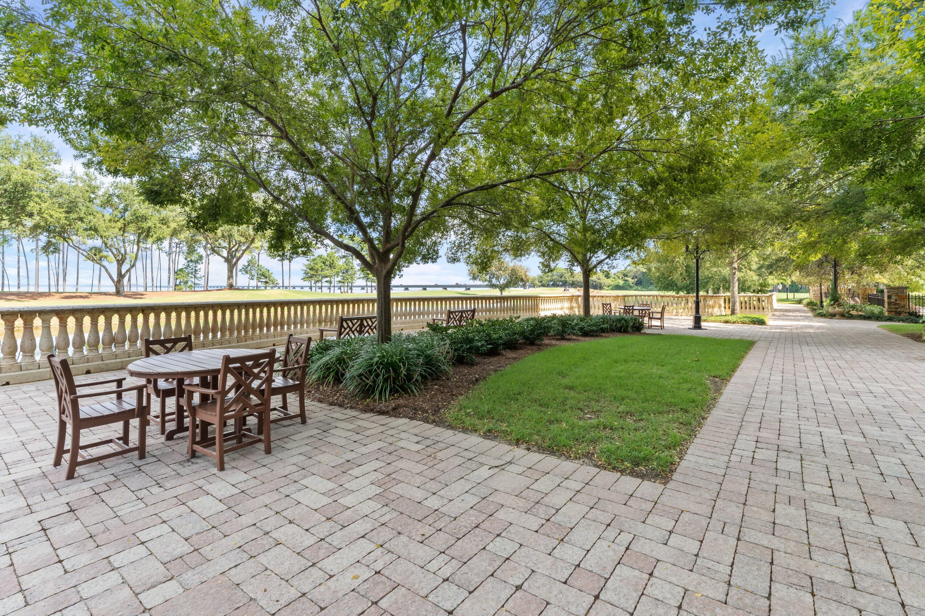 ONE WATER PLACE - Residential
