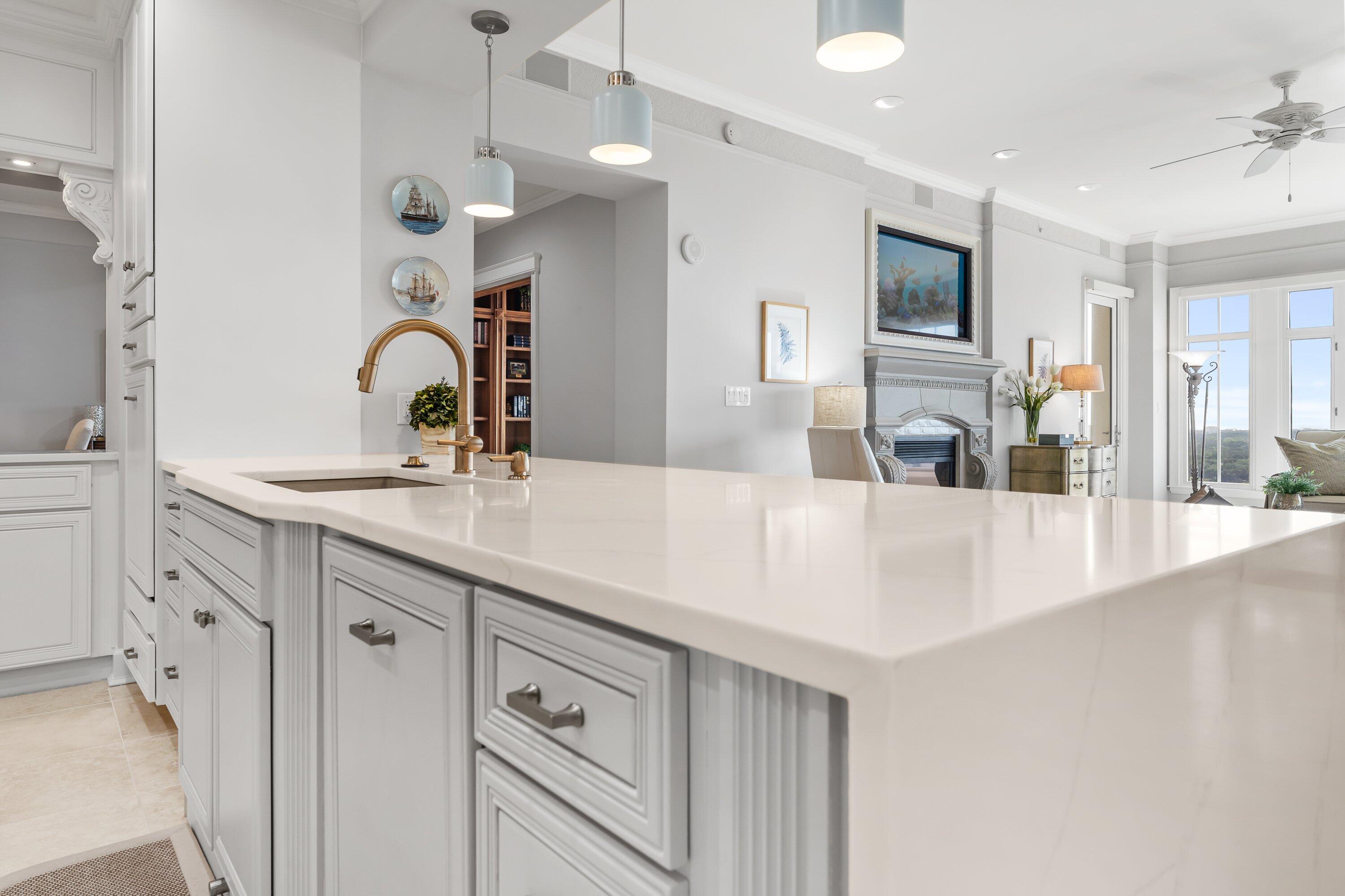 ONE WATER PLACE - Residential