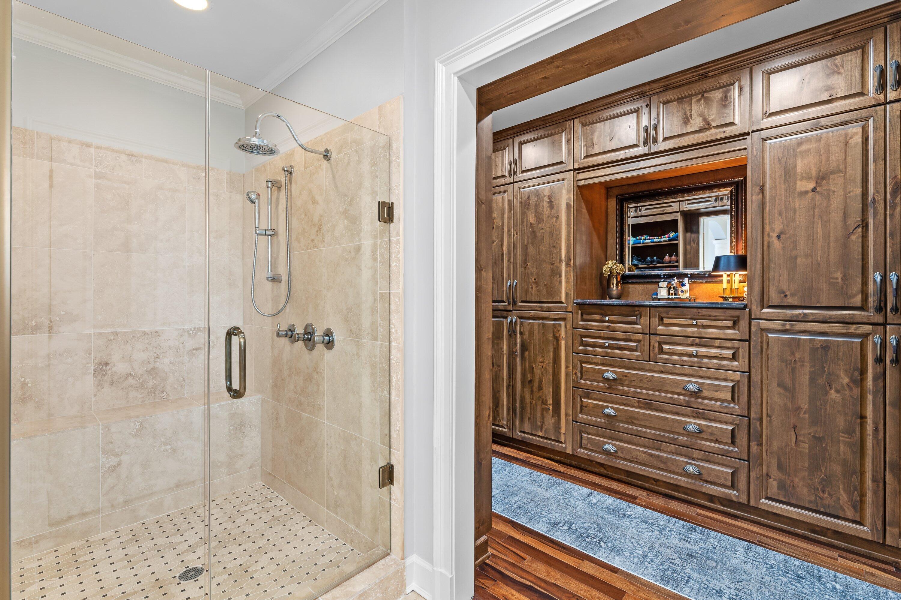 ONE WATER PLACE - Residential