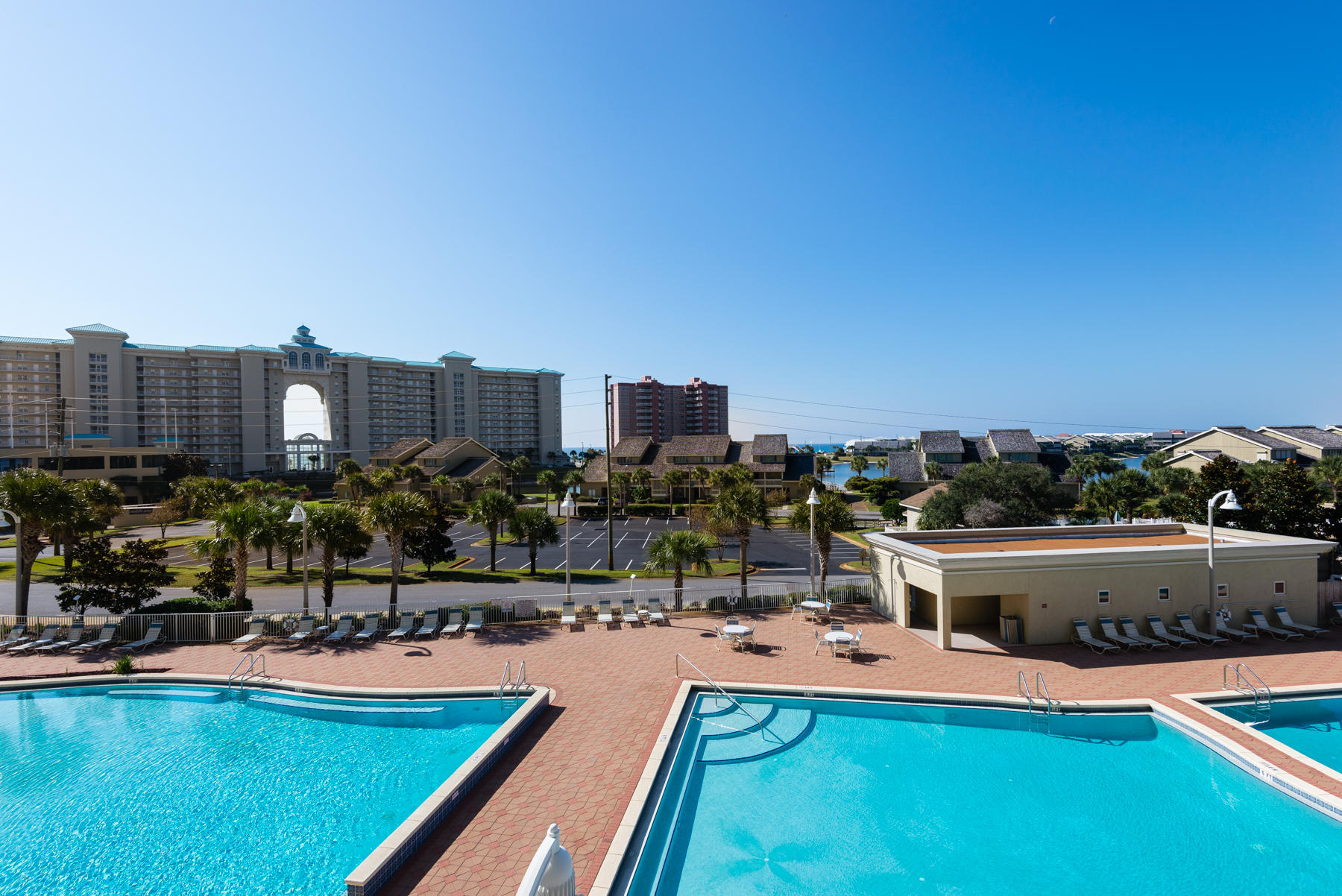 ARIEL DUNES II - Residential