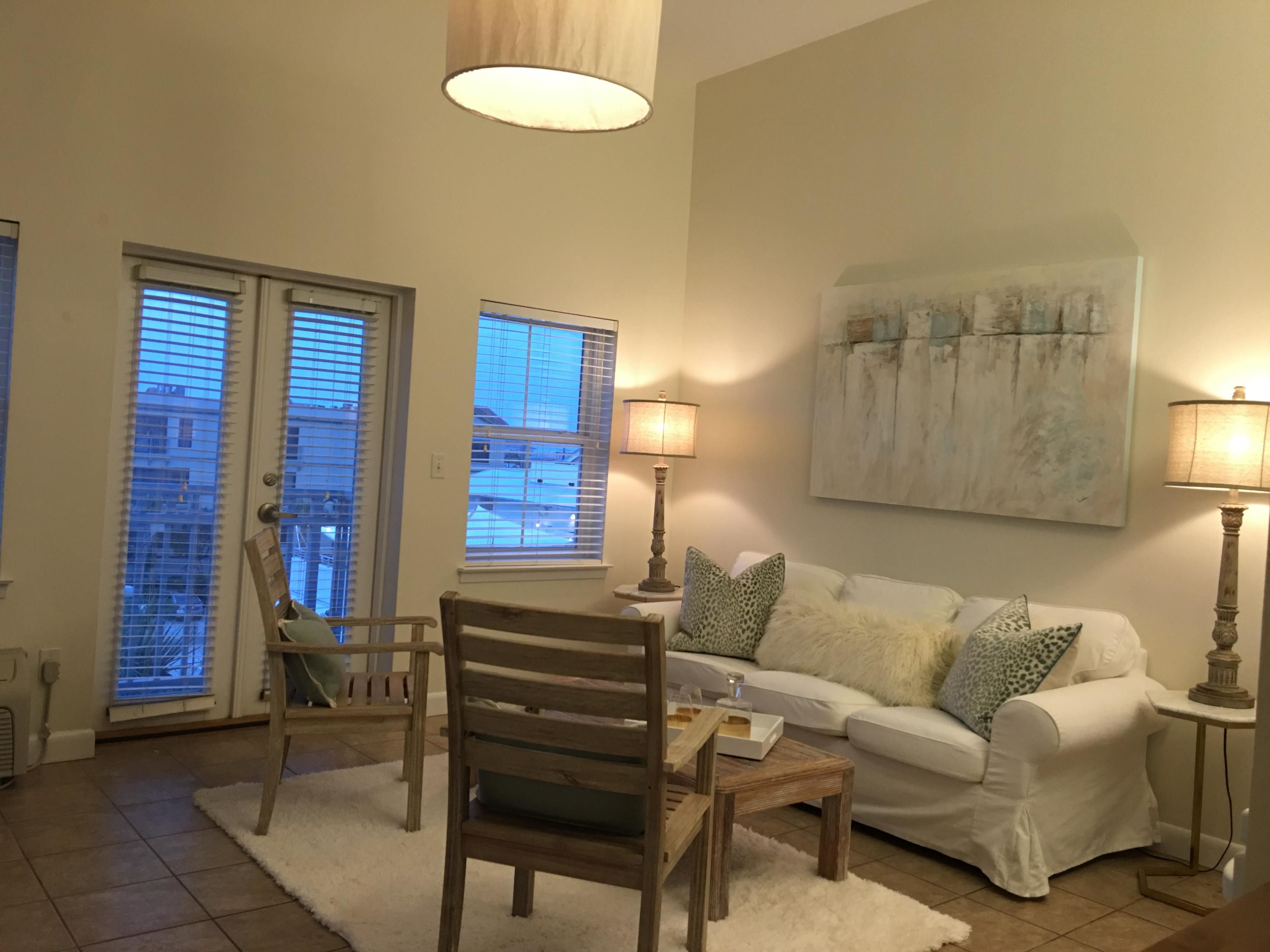 INN AT GULF PLACE - Residential