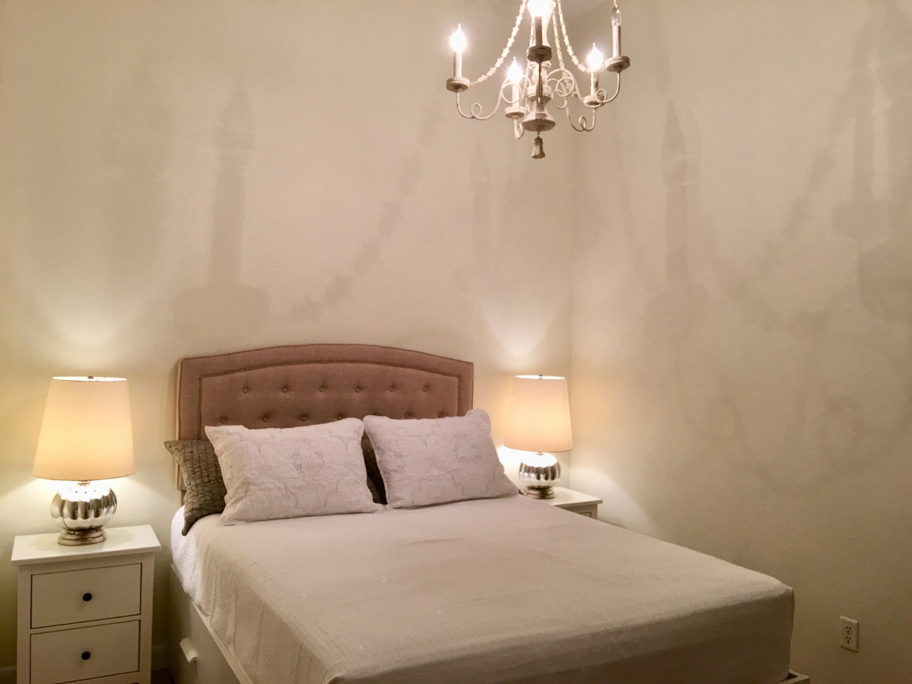 INN AT GULF PLACE - Residential