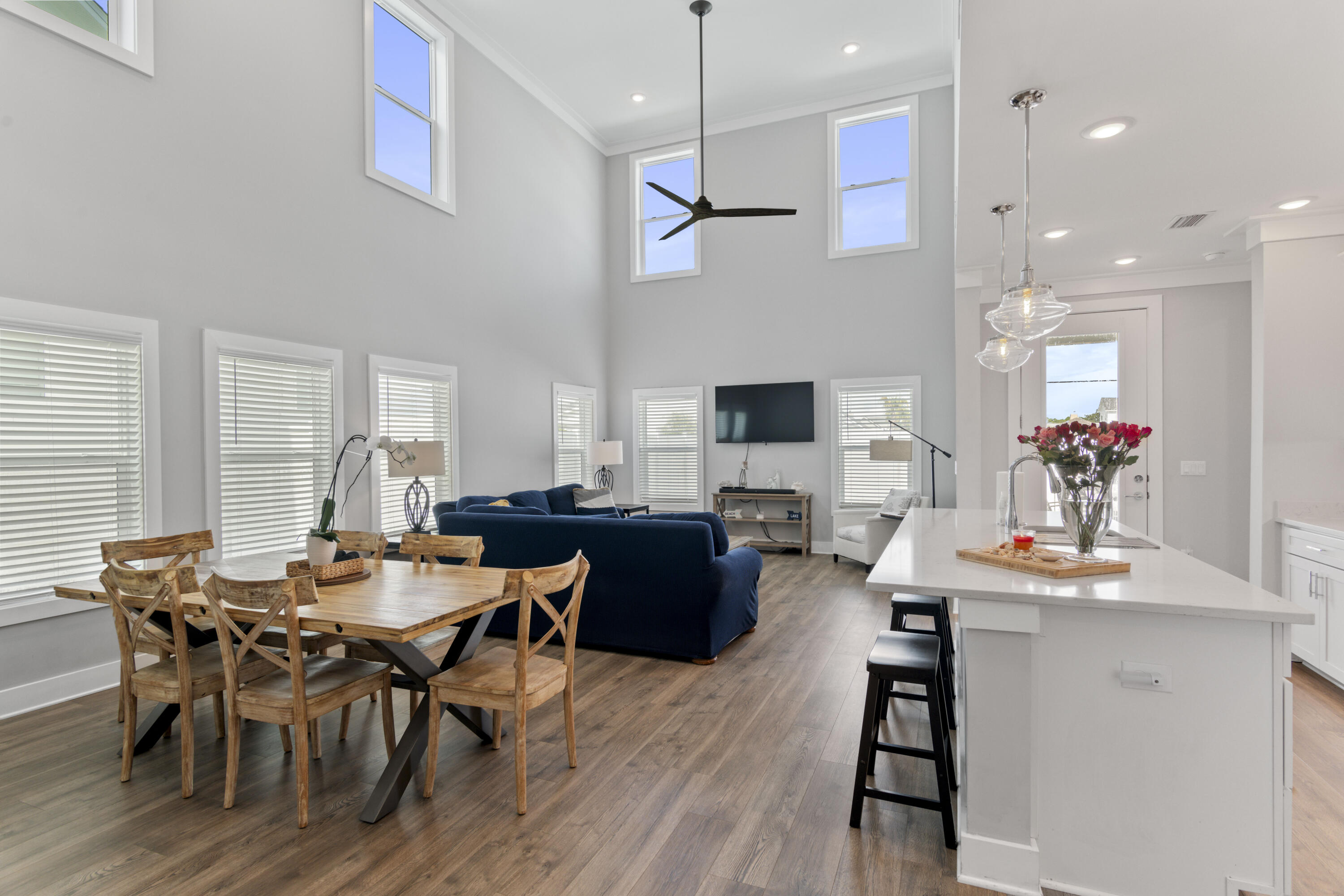 709 Landing Circle