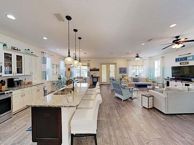 CRYSTAL BEACH - Residential