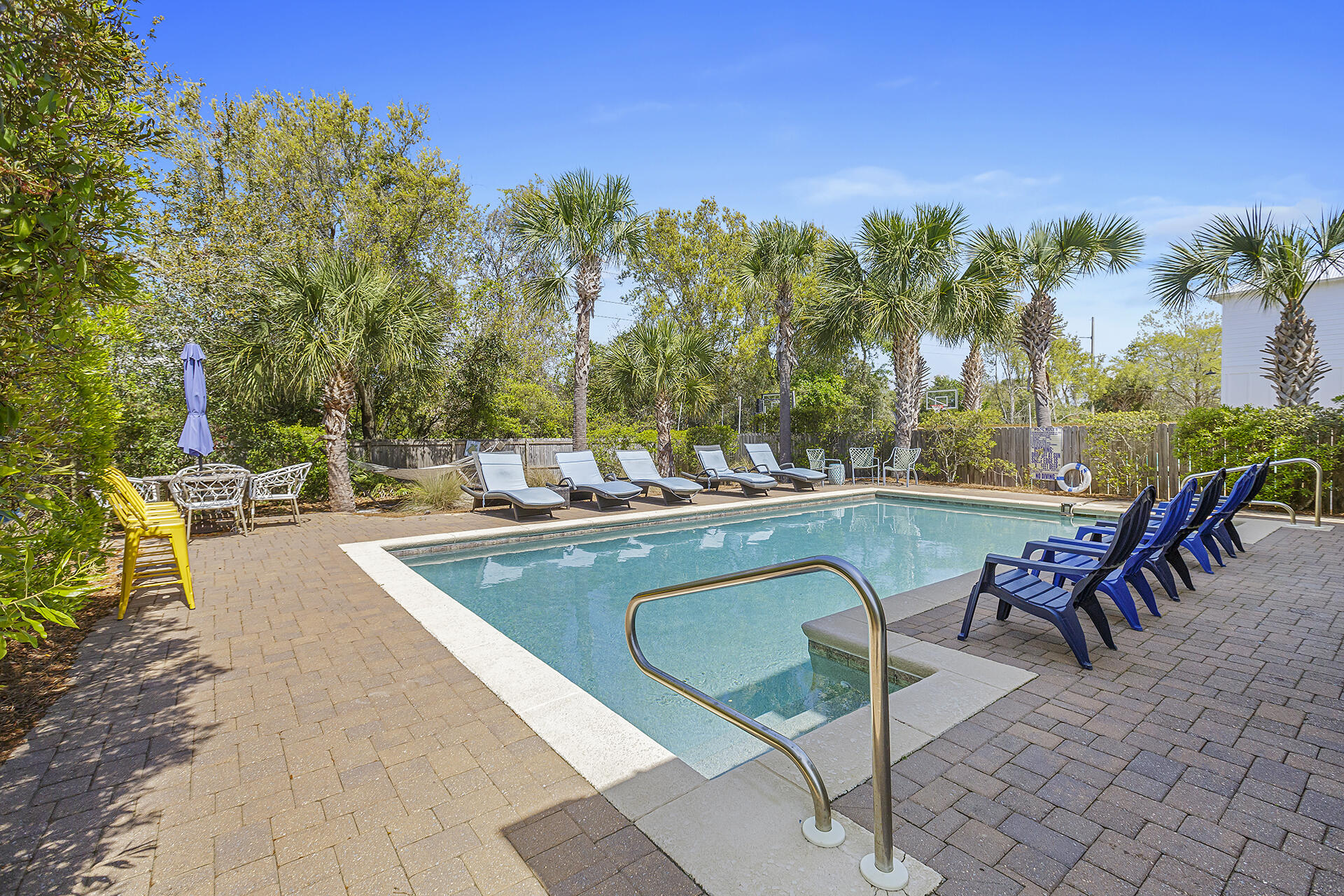 CRYSTAL BEACH - Residential