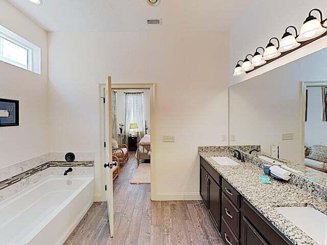 CRYSTAL BEACH - Residential
