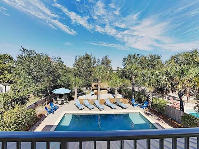 CRYSTAL BEACH - Residential