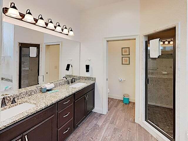 CRYSTAL BEACH - Residential