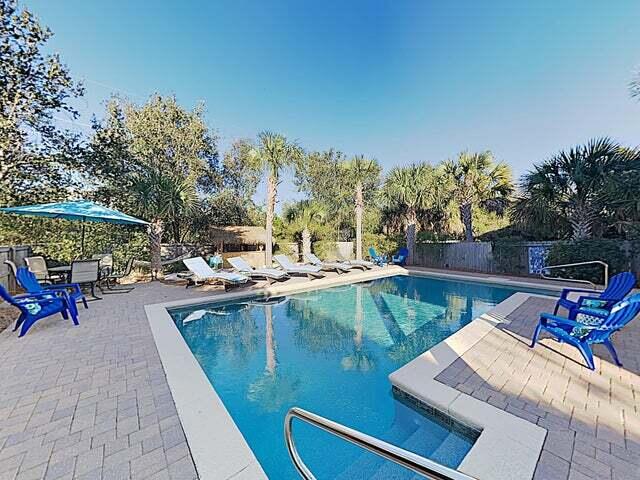 CRYSTAL BEACH - Residential