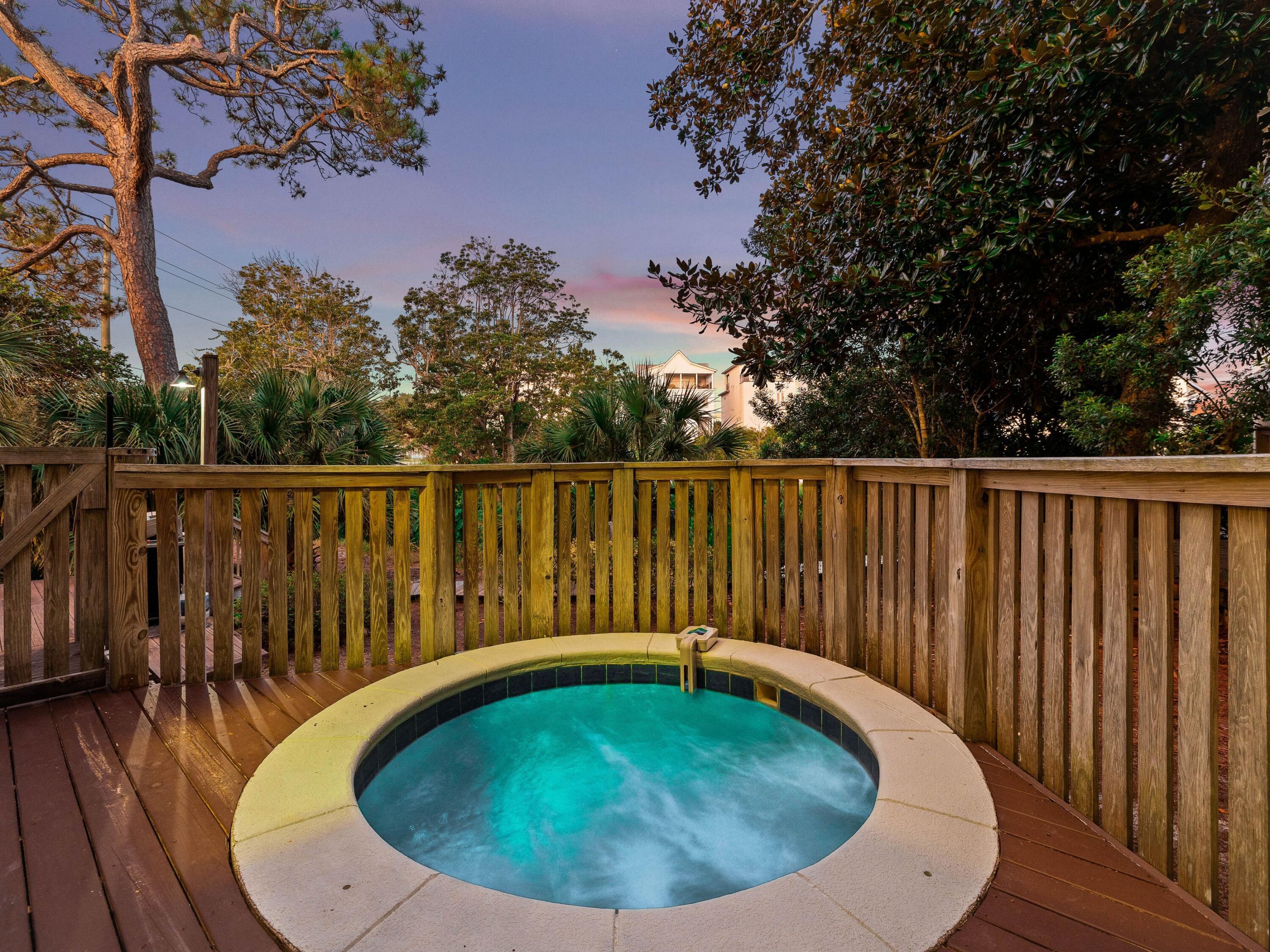 CREEKVIEW - Residential