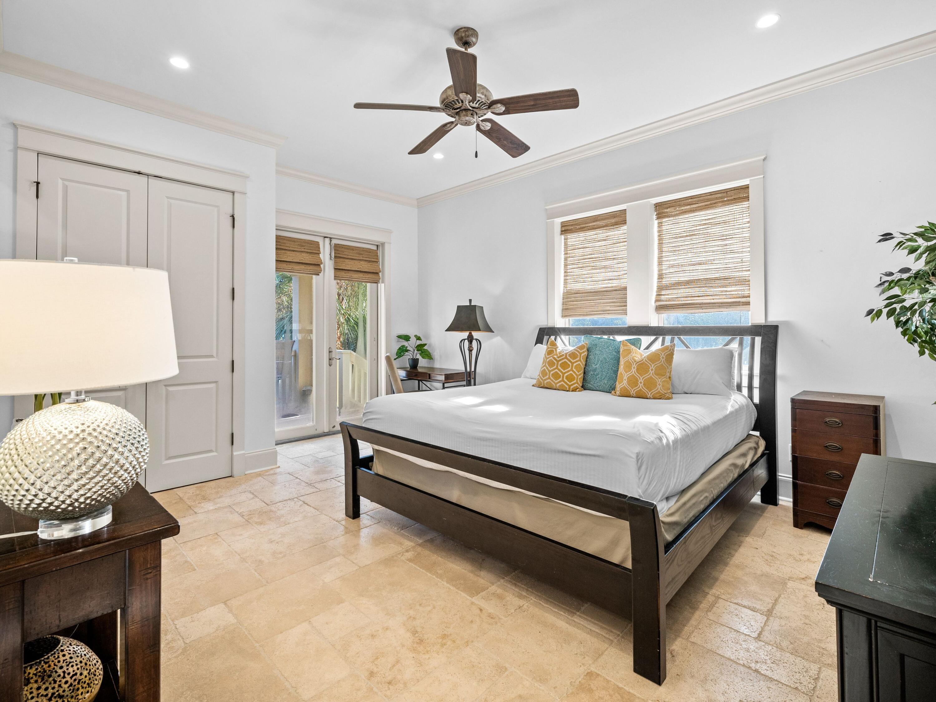 CREEKVIEW - Residential