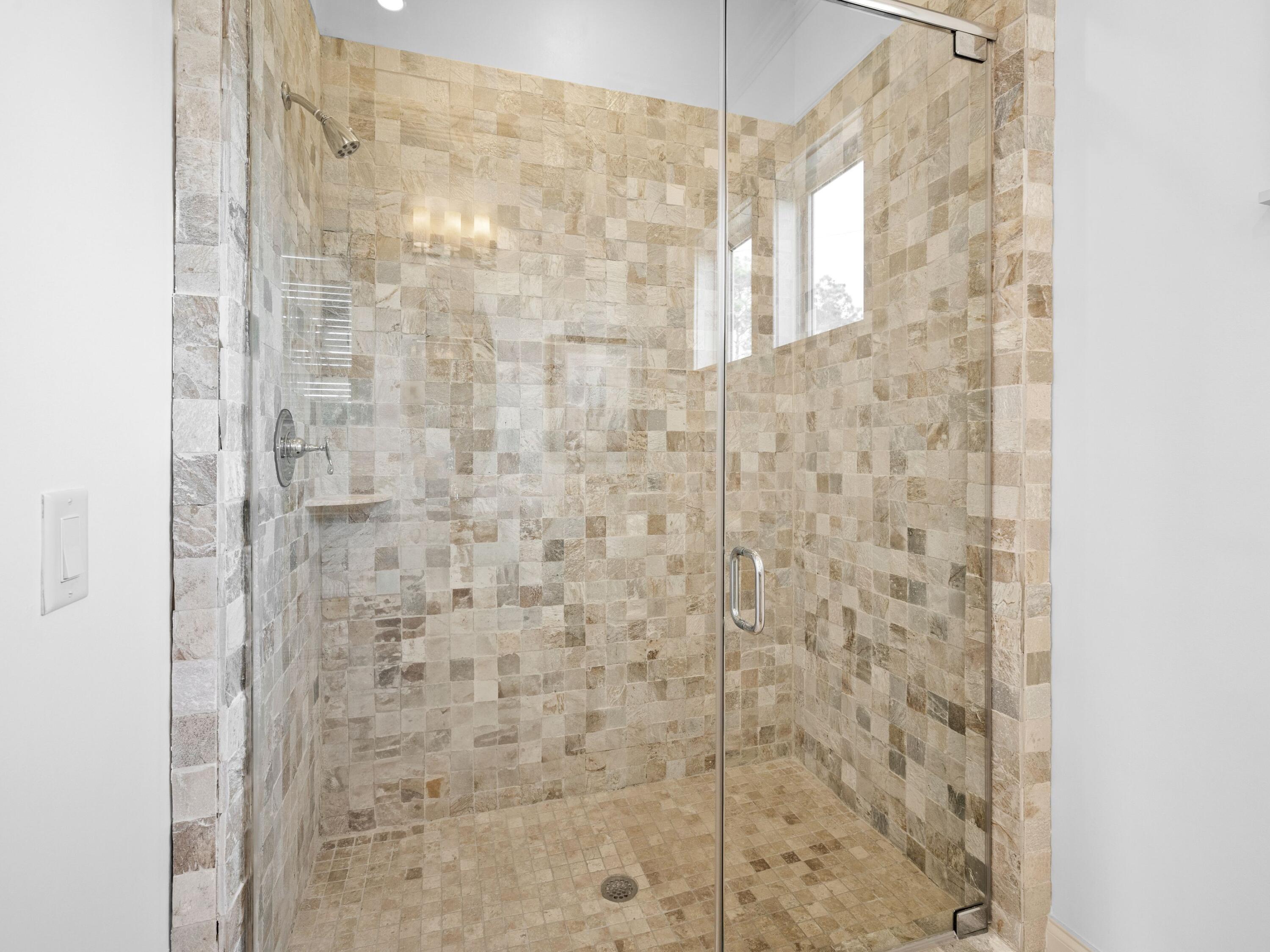 CREEKVIEW - Residential
