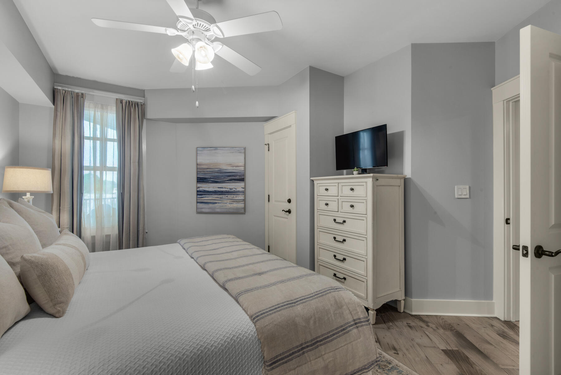 OBSERVATION POINT - Residential