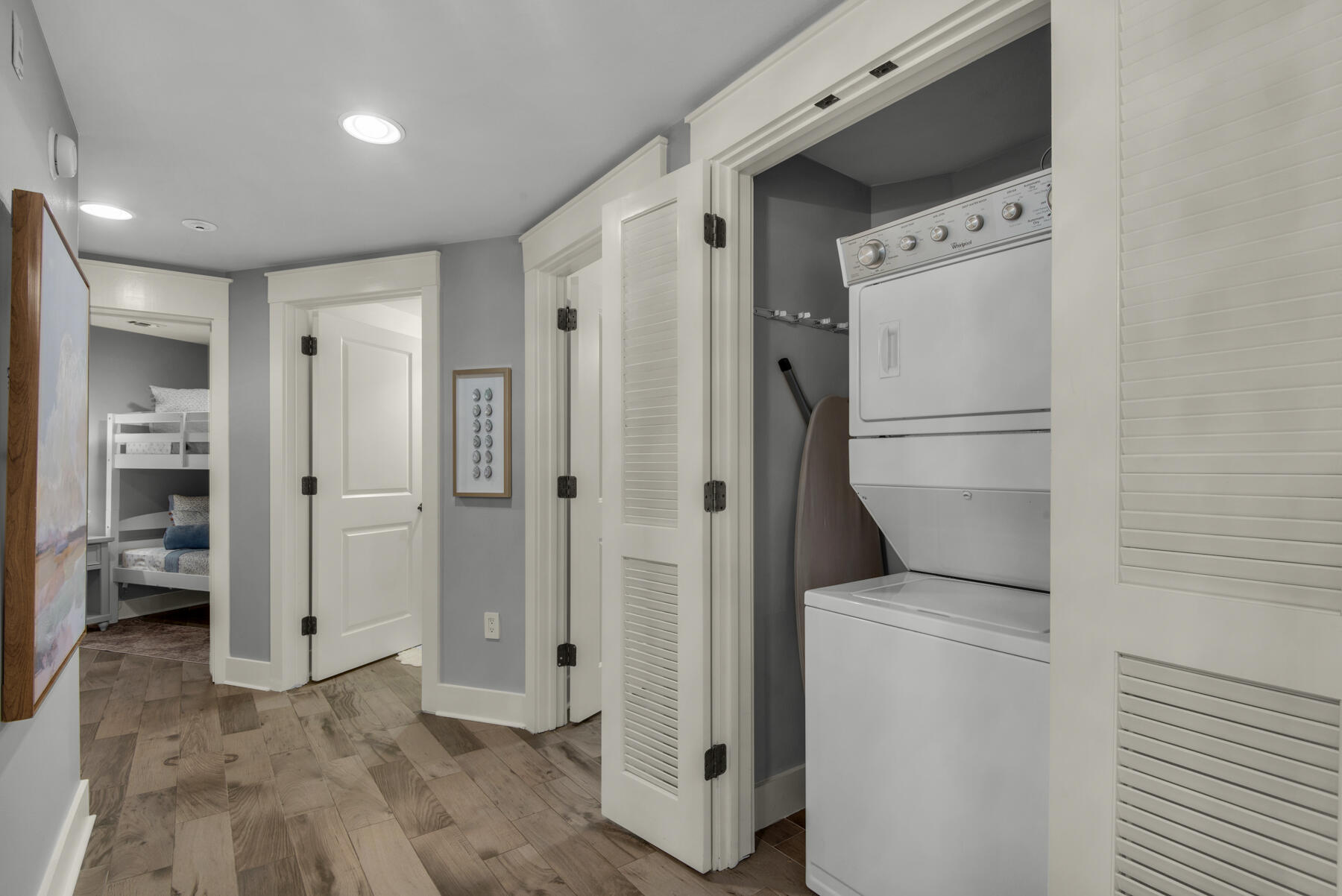 OBSERVATION POINT - Residential